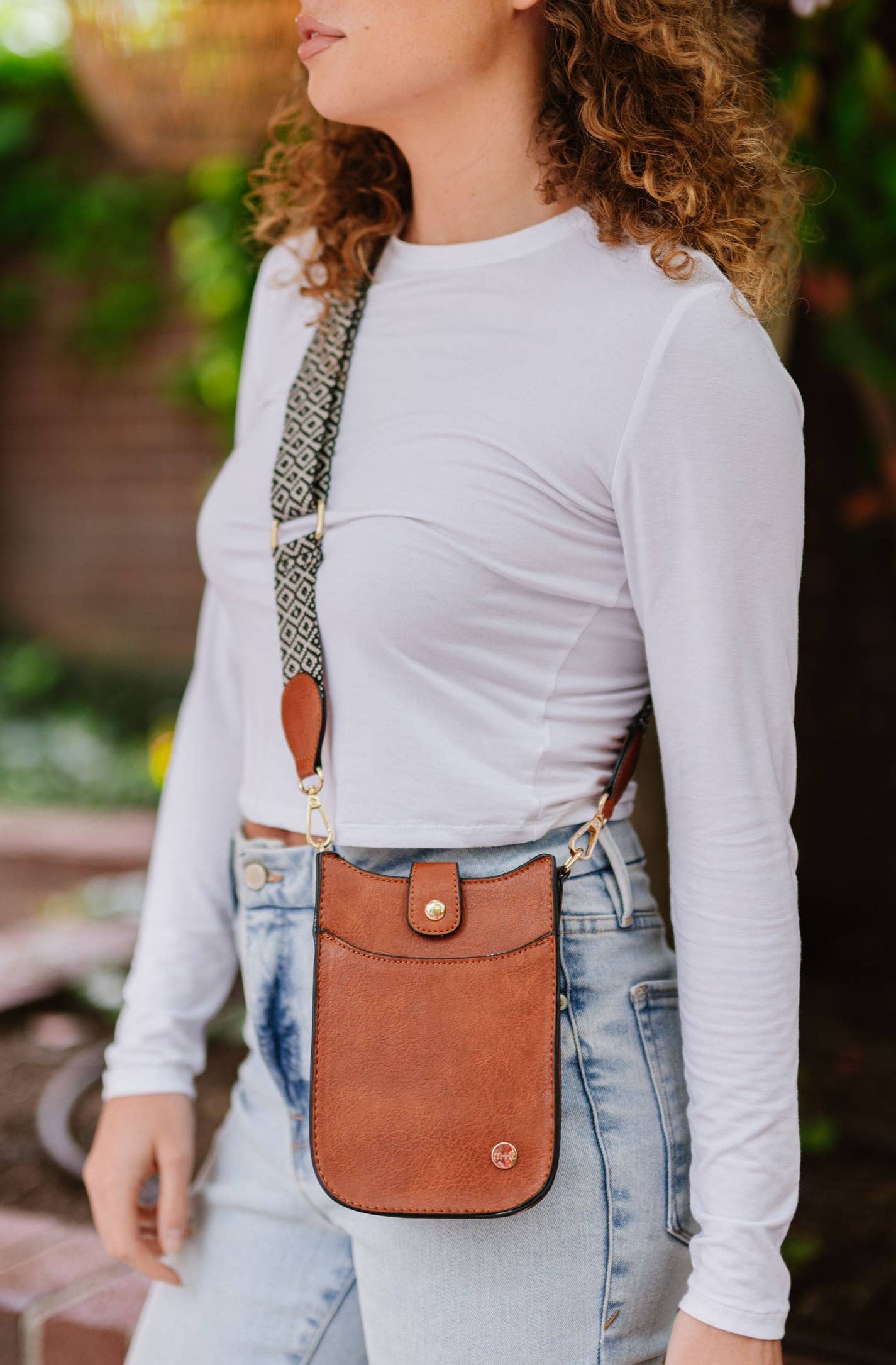 Robyn Crossbody Phonecase Concert Sling Bag