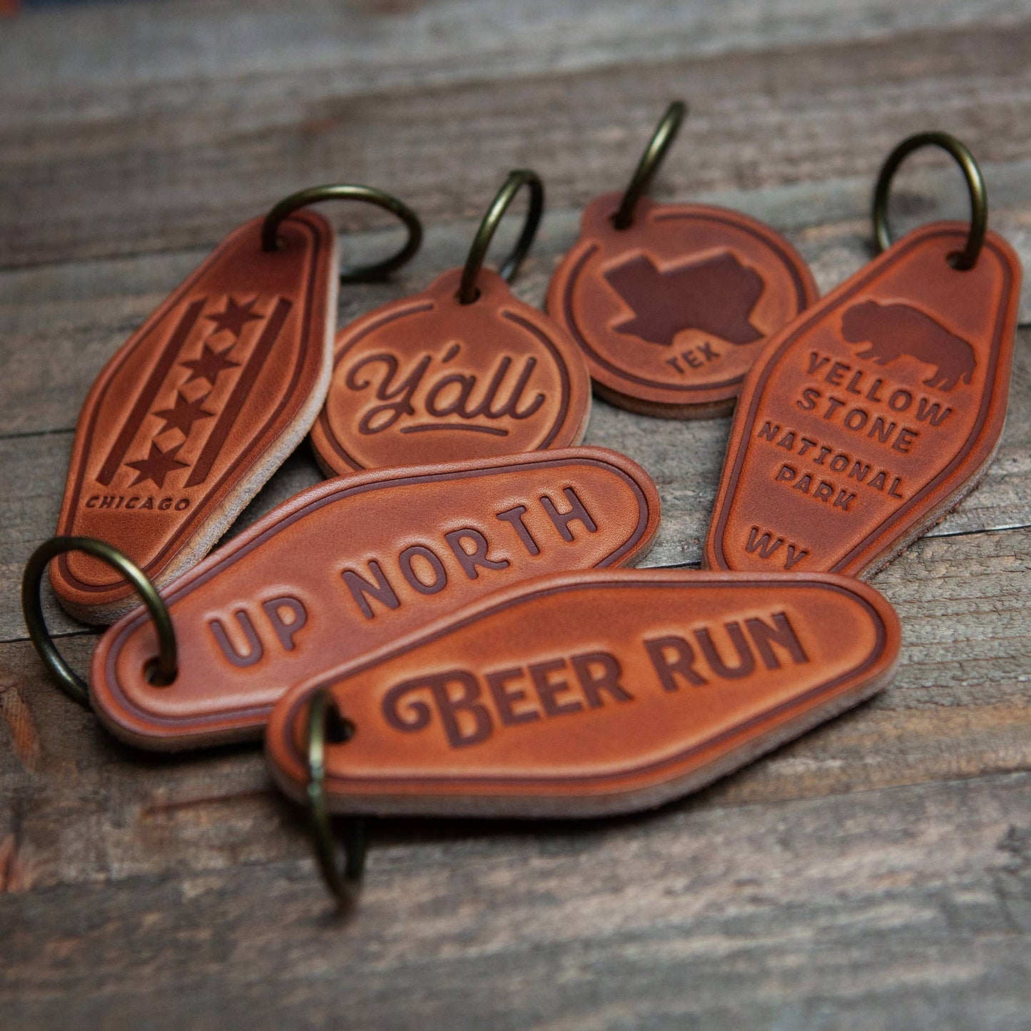Hunt Antlers Leather Keychain Circle