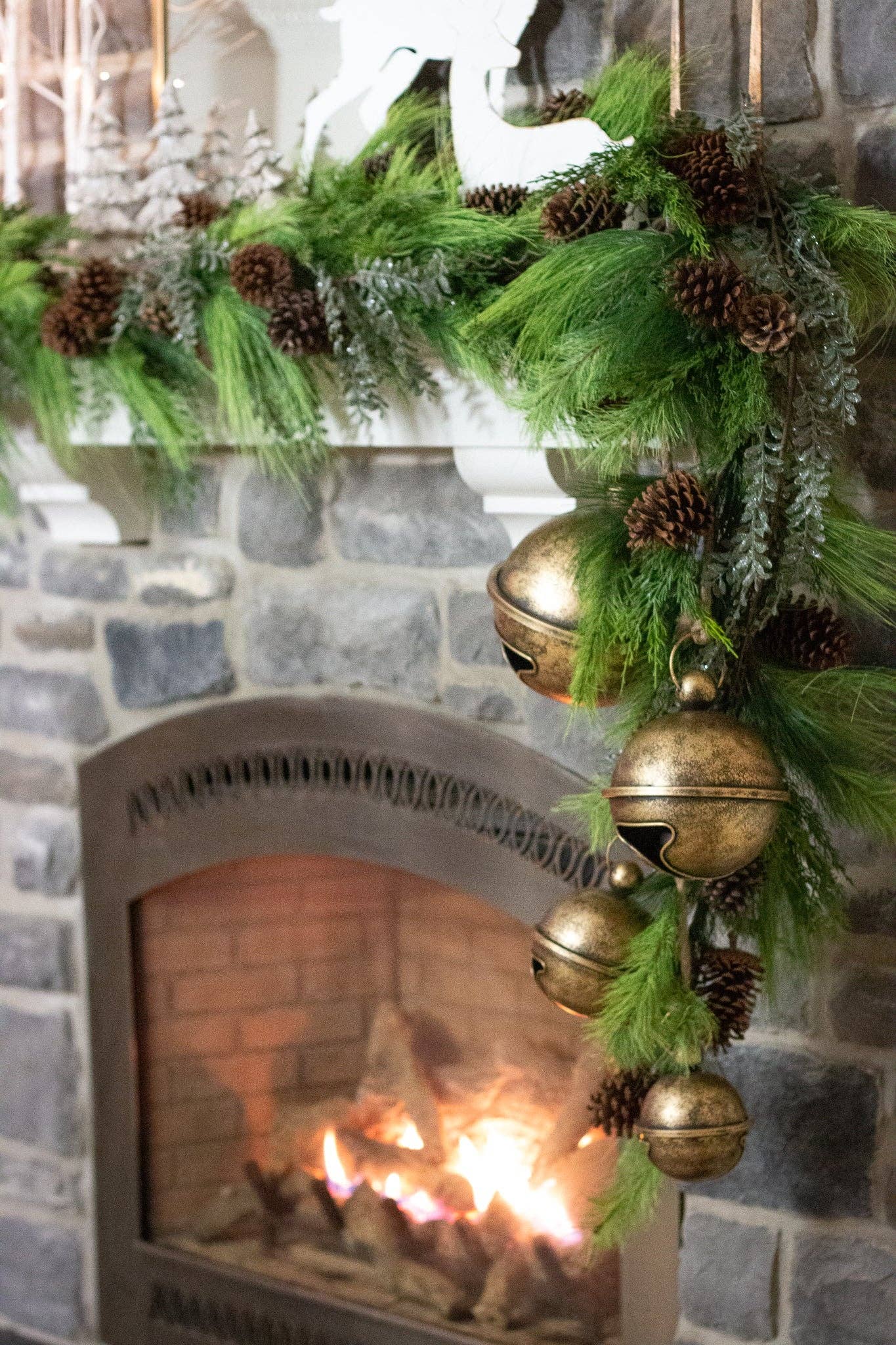 Hanging Jingle Bells, Antique Gold