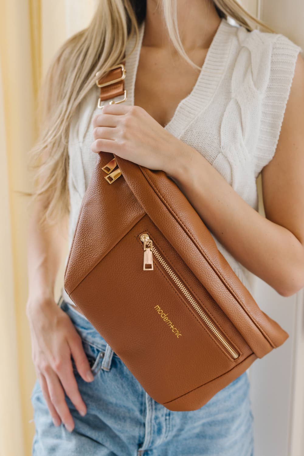 PRESLEY SLING CROSSBODY TRAVEL PURSE BAG