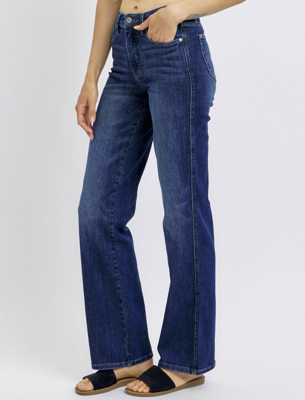 Judy Blue Mid-Rise Straight Leg Jeans