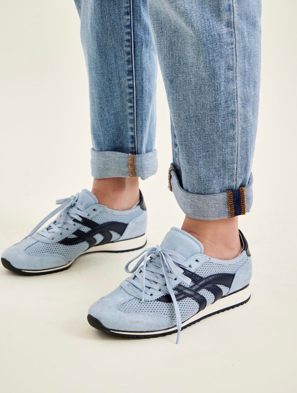 Judy Blue MId-Rise Boyfriend Jean