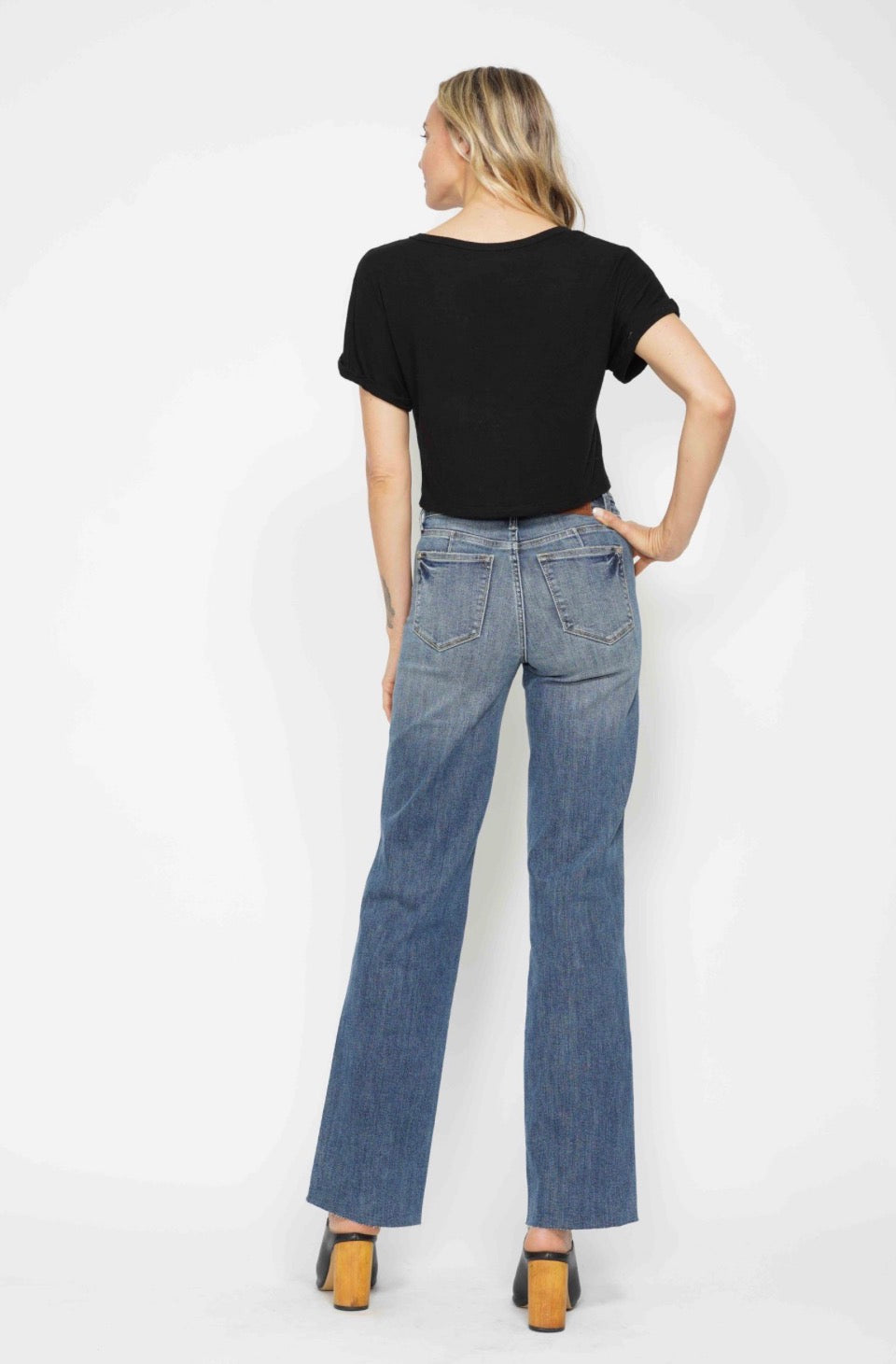 Judy Blue Mid-Rise Tummy Control Vintage Straight Leg Jean