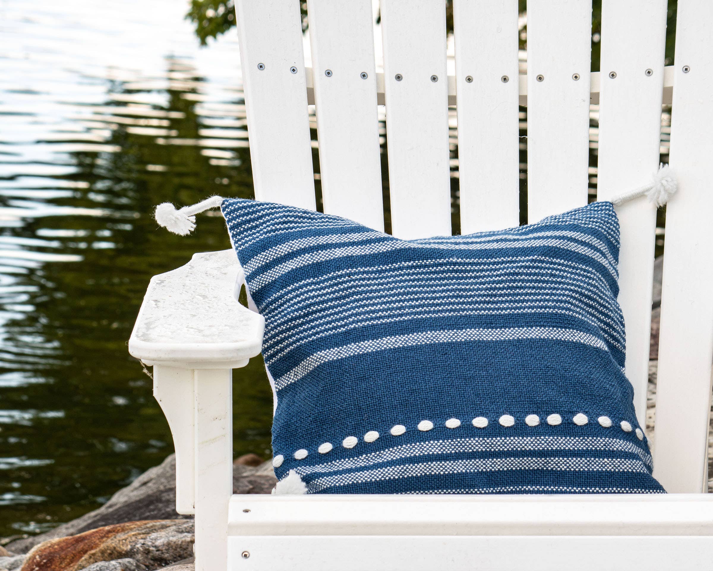 20x20 Hand Woven Outdoor Mickey Pillow
