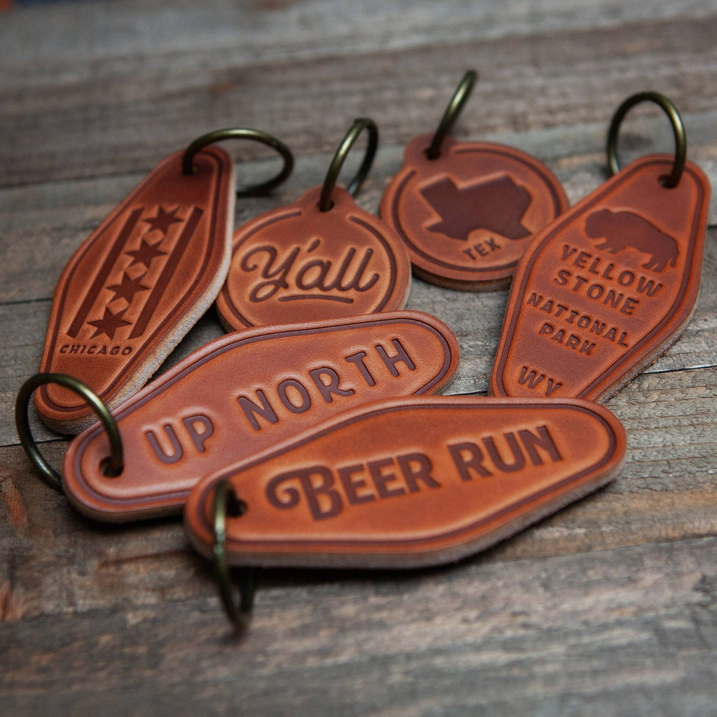Hunt Antlers Leather Keychain Circle